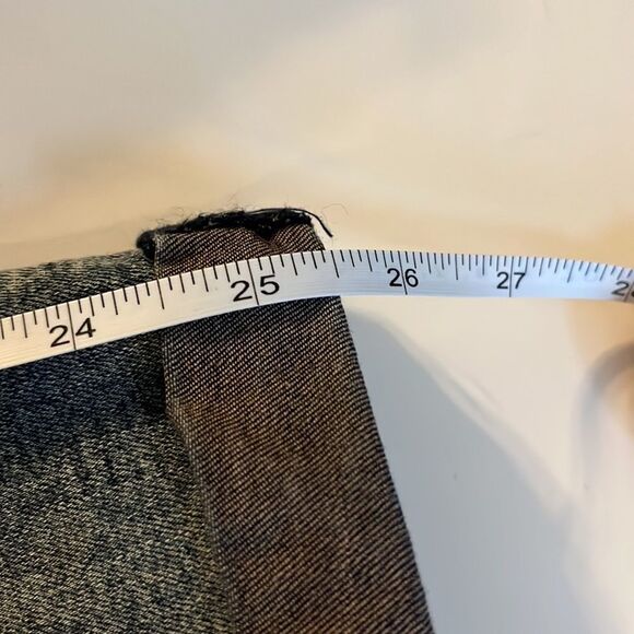 ALMOST Famous low rise cropped jeans embellished flap back pockets Size 7 - Picture 13 of 13